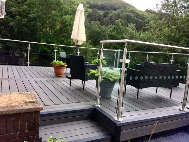 DD Glass Balustrades