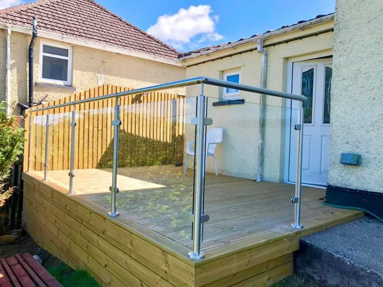 DD Glass Balustrades