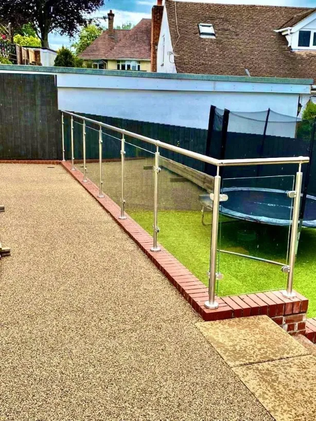 DD Glass Balustrades